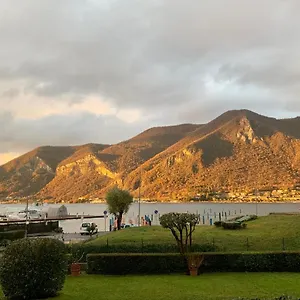 Casa Al , Clusane Italië